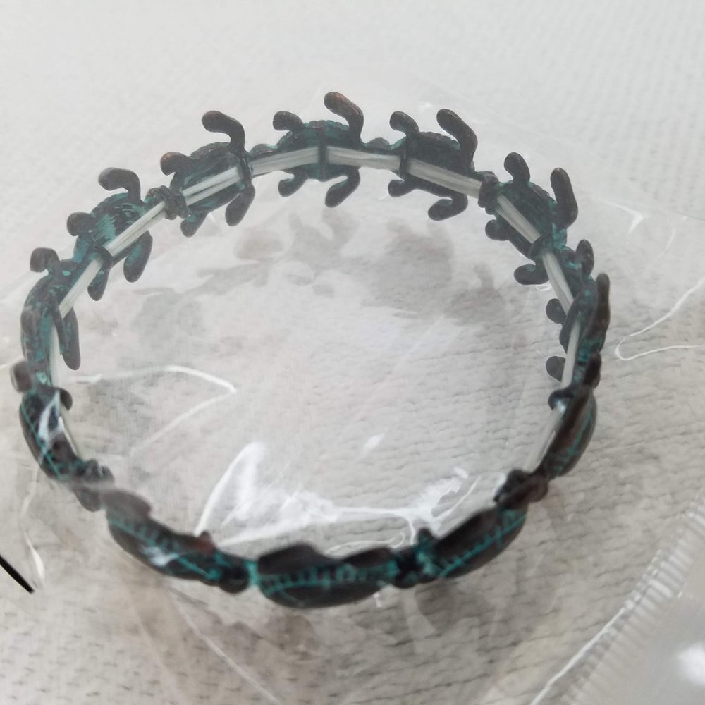 Turtle Bracelet & Earring Set - Picture 8 of 14